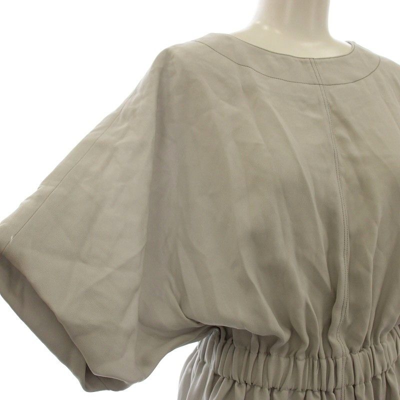 ギャザーワンピース 半袖