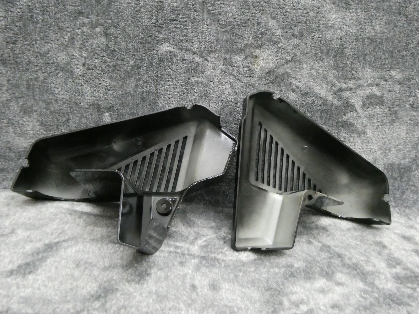 ＺＲＸ４００　エアクリーナーカバー　ブラック　/ ZRX2　アルフィン ZRX400 エアクリーナーカバー ブラック/黒 ZRX2 アルフィン サイド