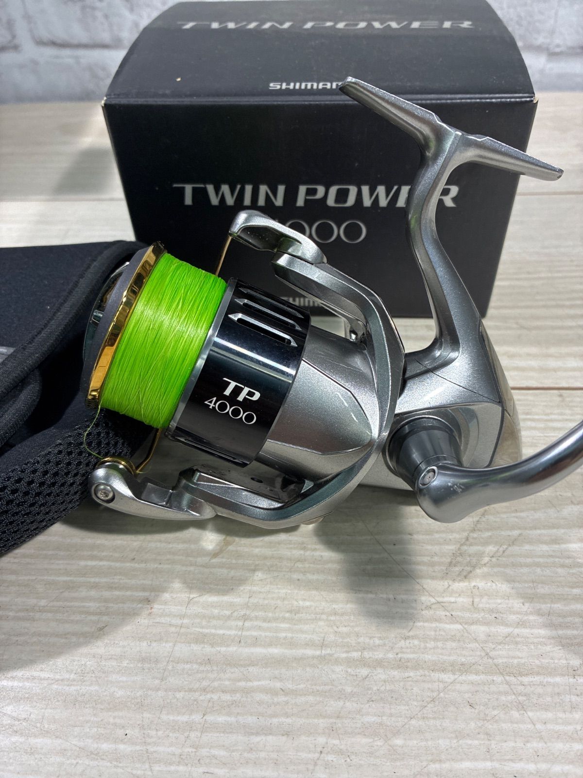 シマノ 15 ツインパワー 4000PG 03374 整理番号R32
