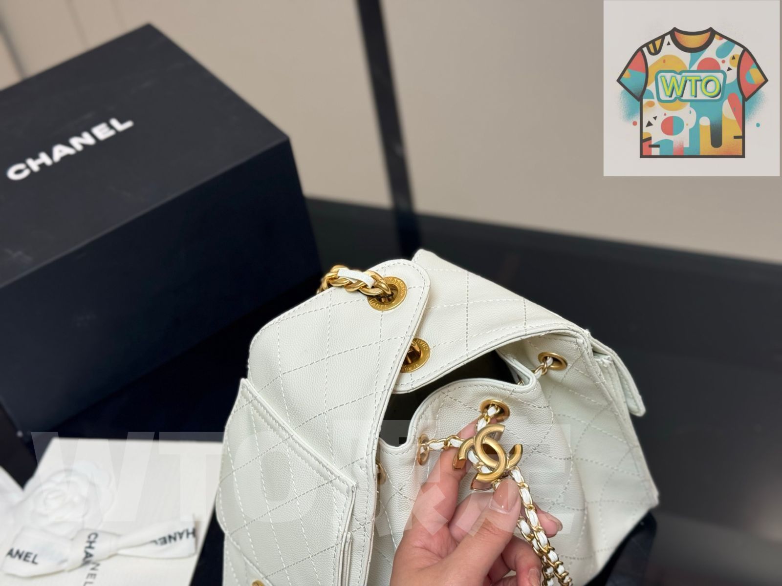 キャビアレザーの細かい質感が特徴です-WTO輸入1