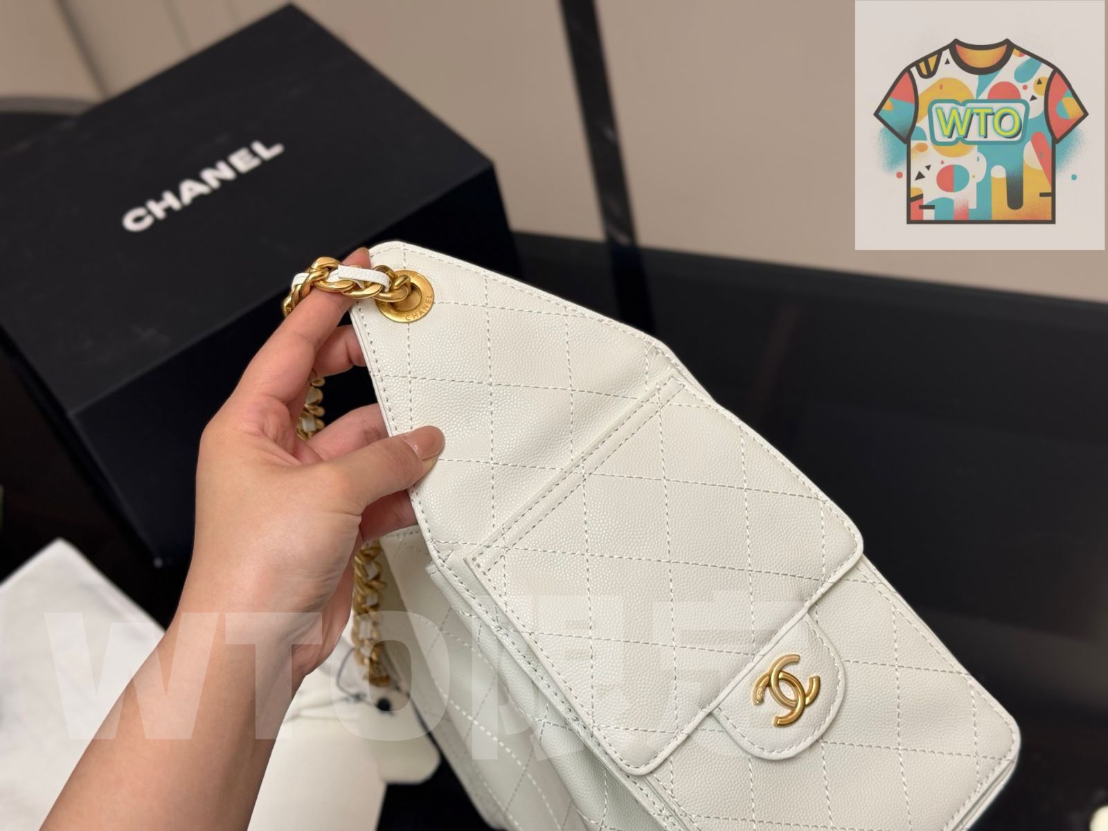 シャネル 25バッグ