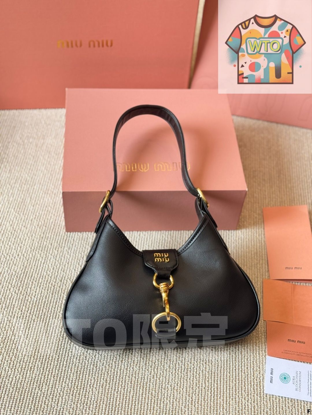 今日 Miu Miu ミュウミュウ アンダーアーバッグ レトロで少女っぽい雰囲気が特徴です-WTO輸入1