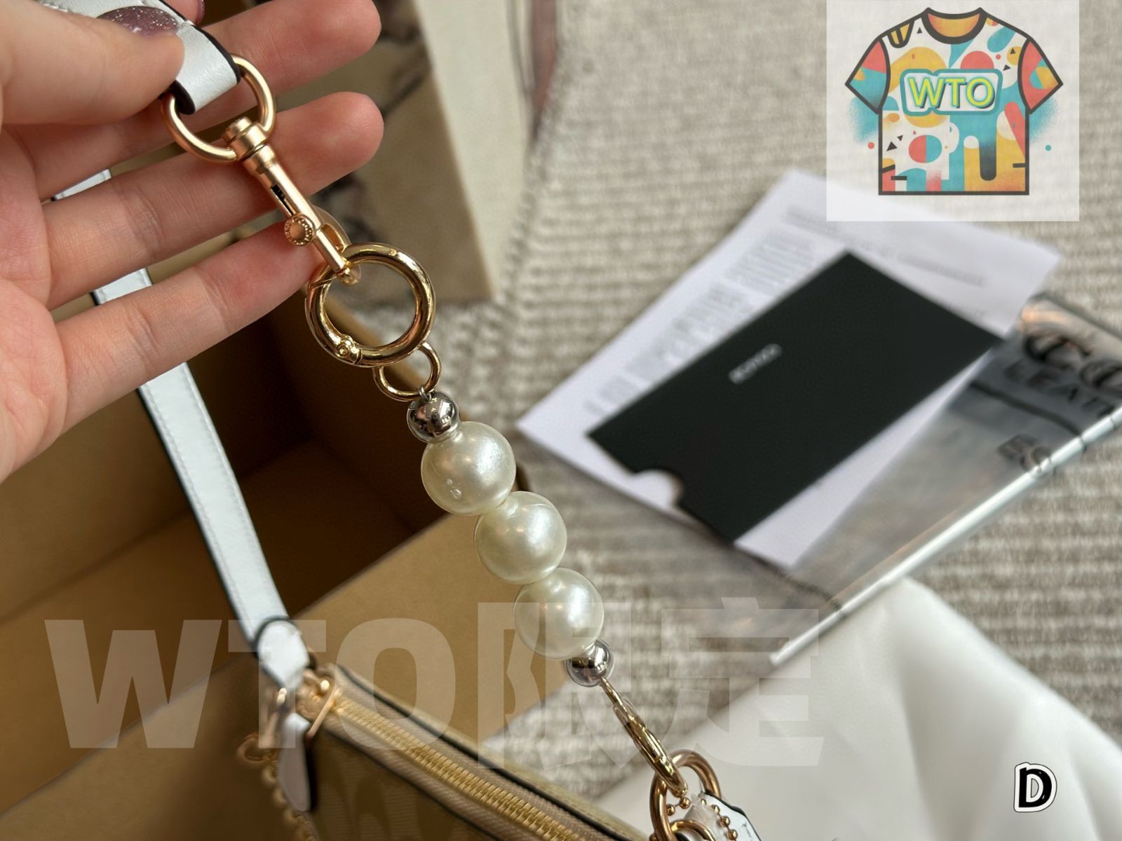 今日 COACH コーチ ノリータ麻雀バッグ19 シリーズ 柔らかいクリーム が魅力的で使いやすいのが特徴です-WTO輸入1