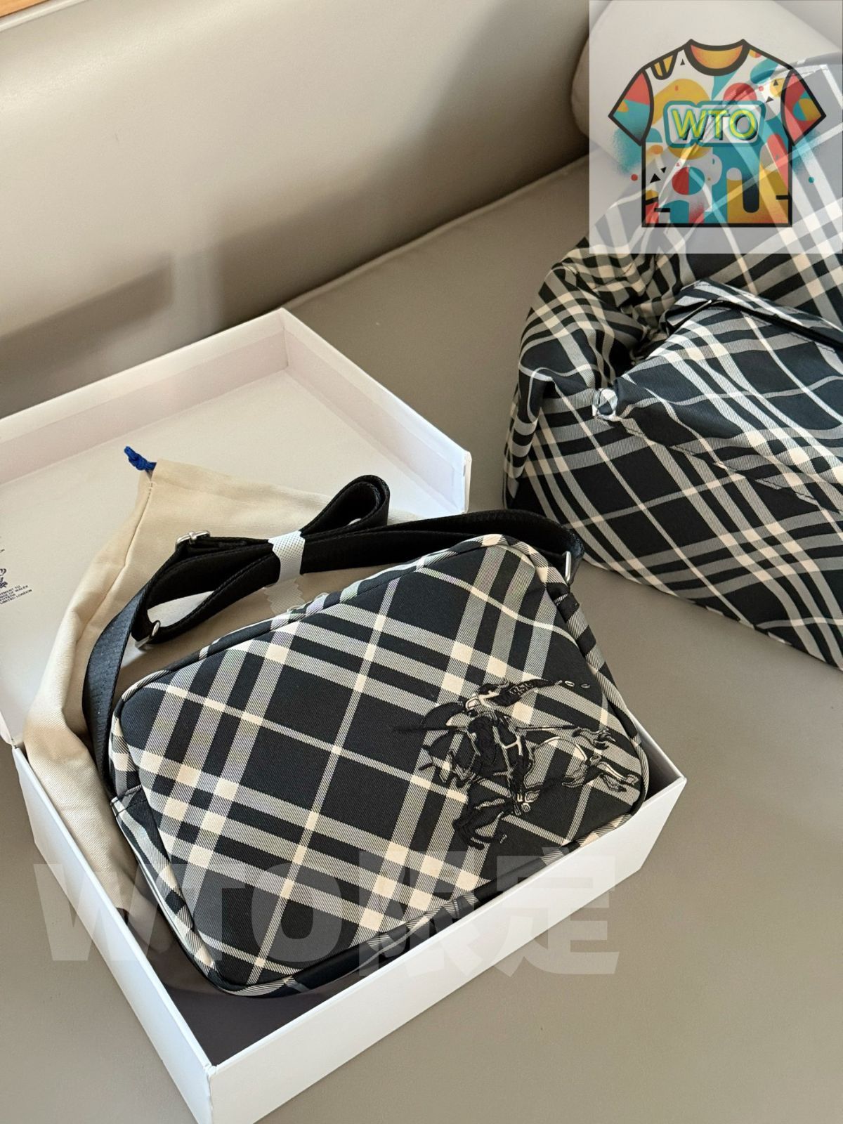 今日 Burberry バーバリー カメラバッグ 超軽量で使いやすいのが特徴です-WTO輸入1