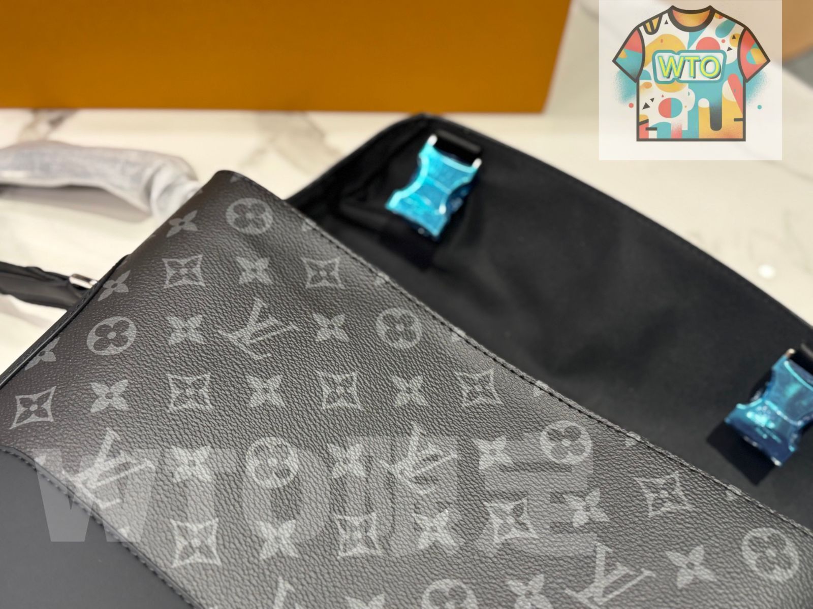 容量が優れ 内側の仕切りが適切に配置されている-WTO輸入1