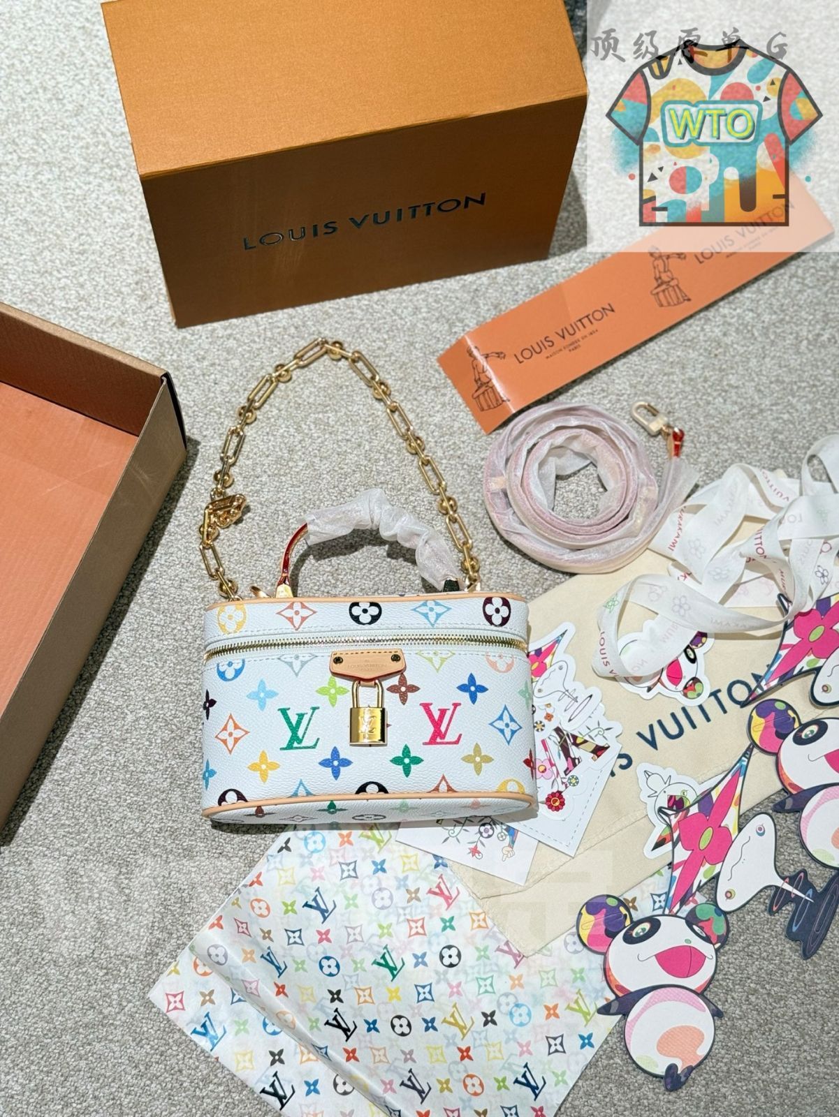 今日 Louis Vuitton ルイヴィトン ホワイトマルチ ナローヴァニティ シリーズ 使い勝手が良いのが特徴です-WTO輸入1