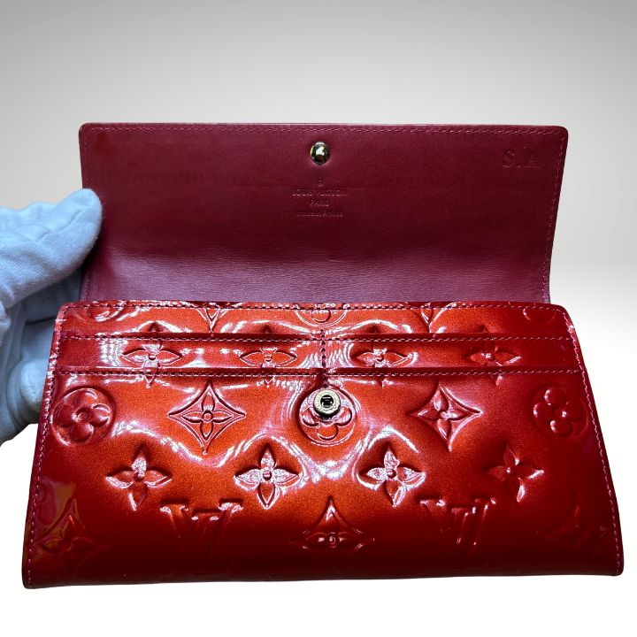LOUIS VUITTON ルイヴィトン ヴェルニ ポルトフォイユ サラ