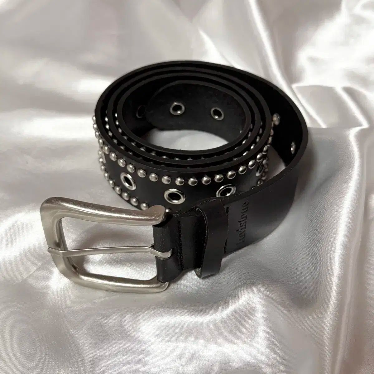 ラブイズトゥルー スタッズベルト sm stud belt Black