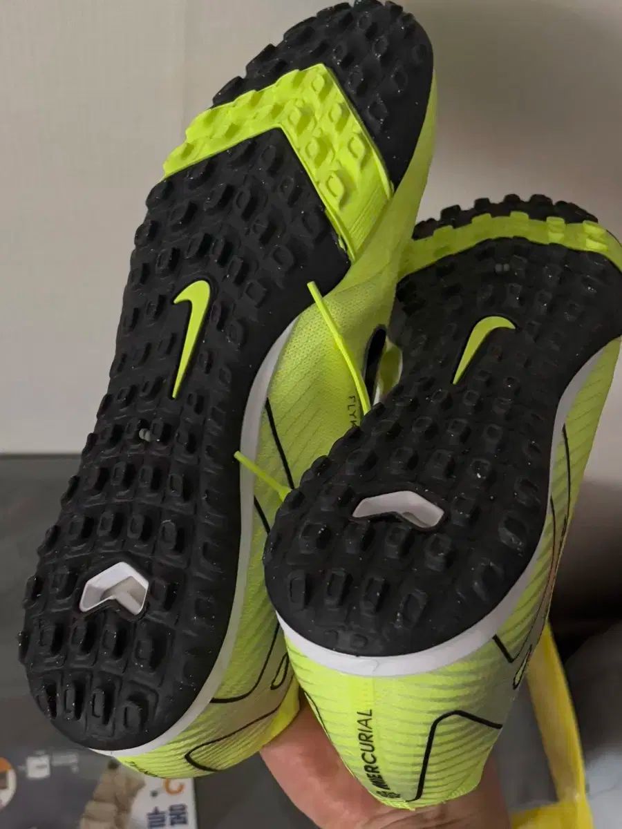 ナイキ ベイパー 16 プロ サッカーシューズ