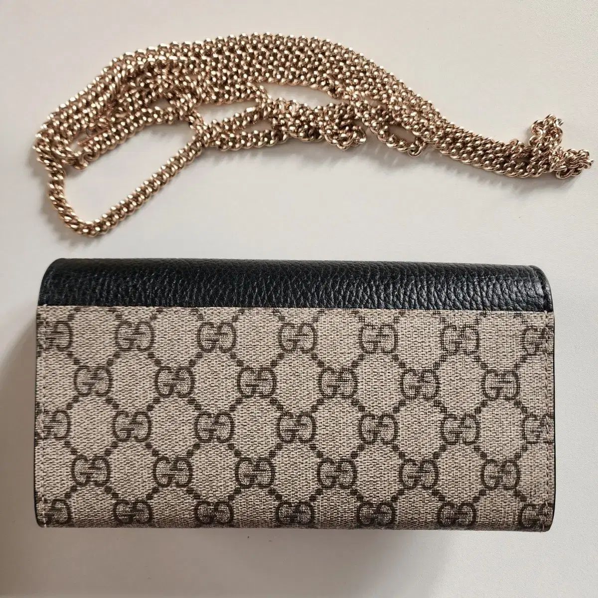 グッチ マーモント チェーン ウォレット クロスバック