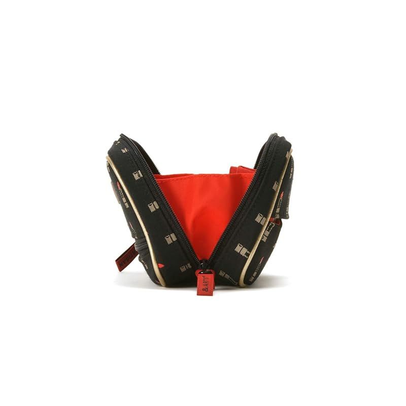 スマートなティッシュケース付きサブポーチ