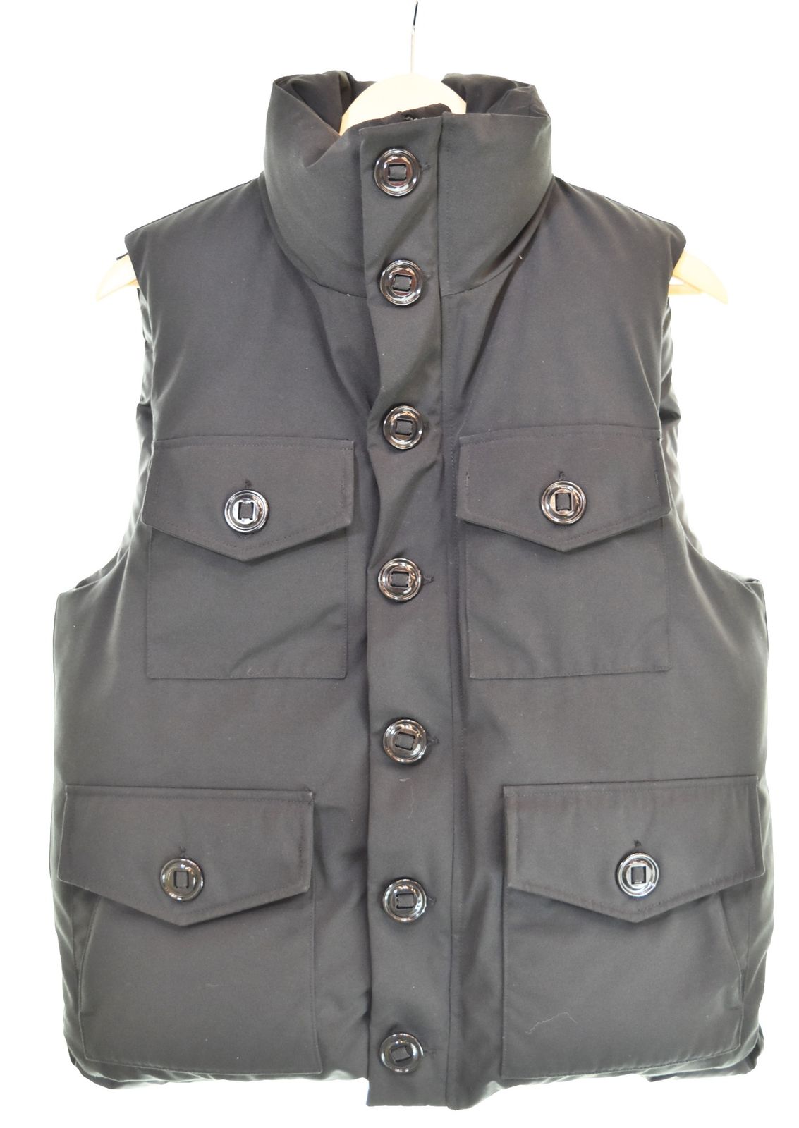 カナダグース CANADA GOOSE MONTREAL VEST モントリオール ダウンベスト 68F8490 ベスト ブラック Mサイズ 103MT-3371