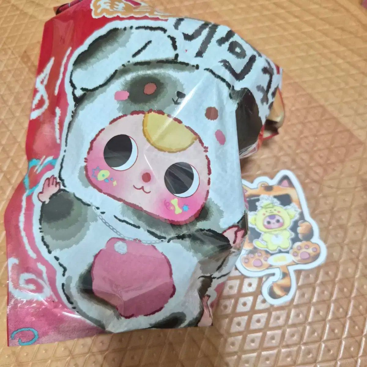 クレヨンしんちゃんマイクキーホルダー cureplanetaキーホルダー ミニステンレスボトル まとめ