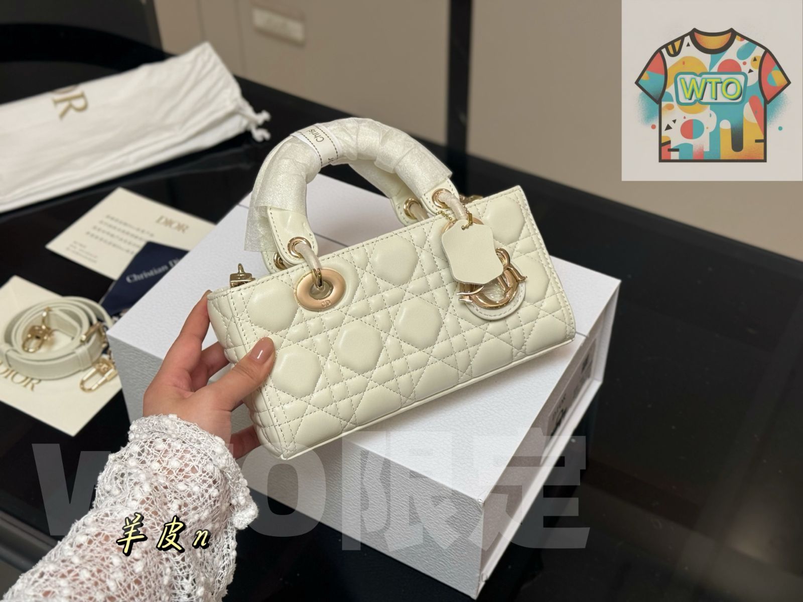 今日 Dior ディオール レディ横型ディアナバッグ 二本のストラップを装備