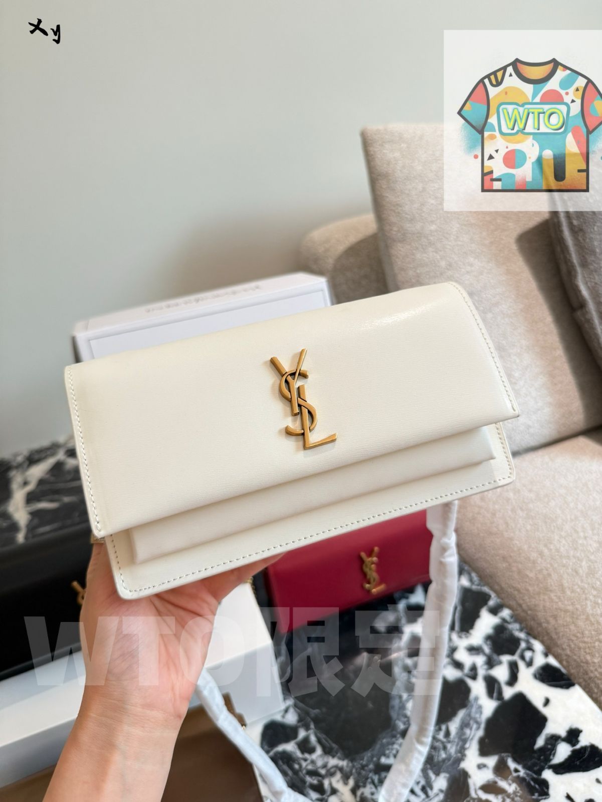 今日 YSL イーエスエル サンセットV でおしゃれ