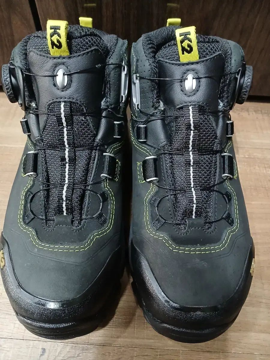 K2 ゴアテックス 登山靴 ブラック BoA SYSTEM 255mm