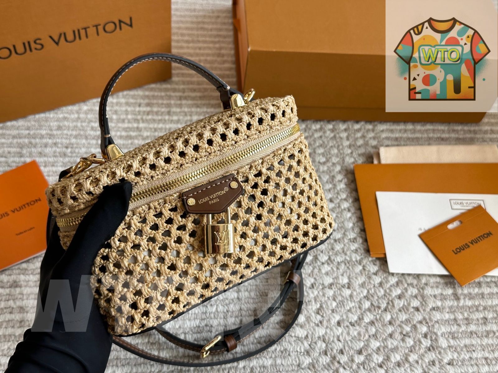 ヴィトン わら編みバッグ