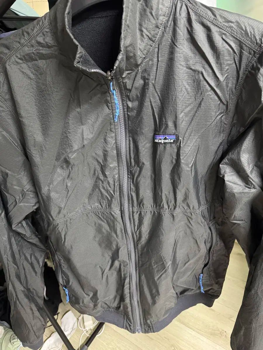 パタゴニア リバーシブル シェルド マイクロディーニ ラージ