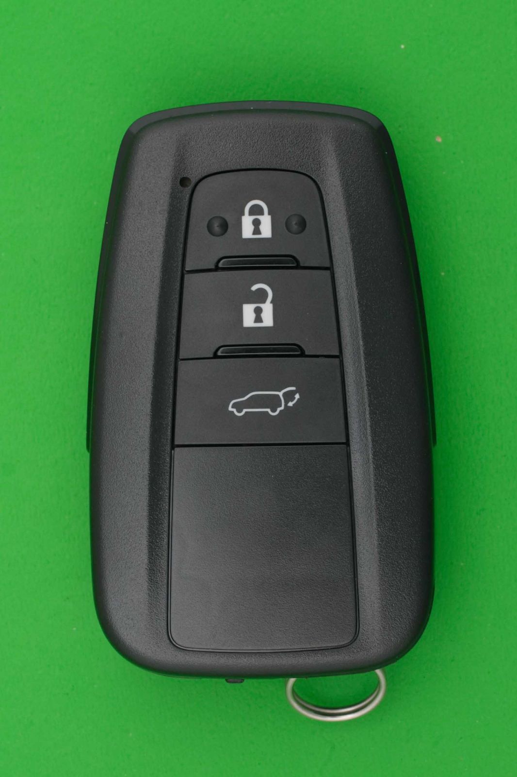 初期化済☆トヨタ・カローラクロス・3ボタン・中古スマートキー トヨタ