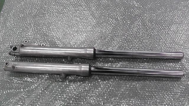 レブル250 MC 13 1500 xxx の フロントフォーク