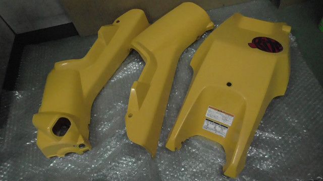 バイト AF 59 1003 xxx の カウルセット