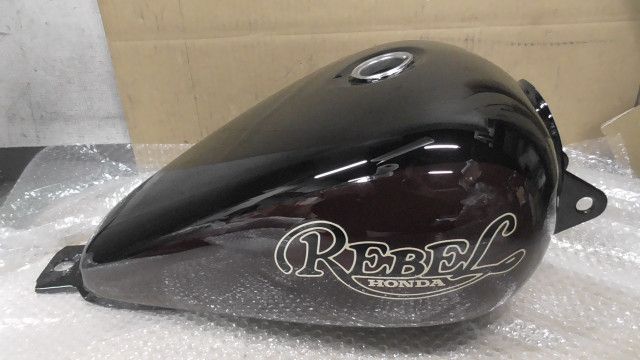 レブル250 MC 13 1700 xxx の タンク