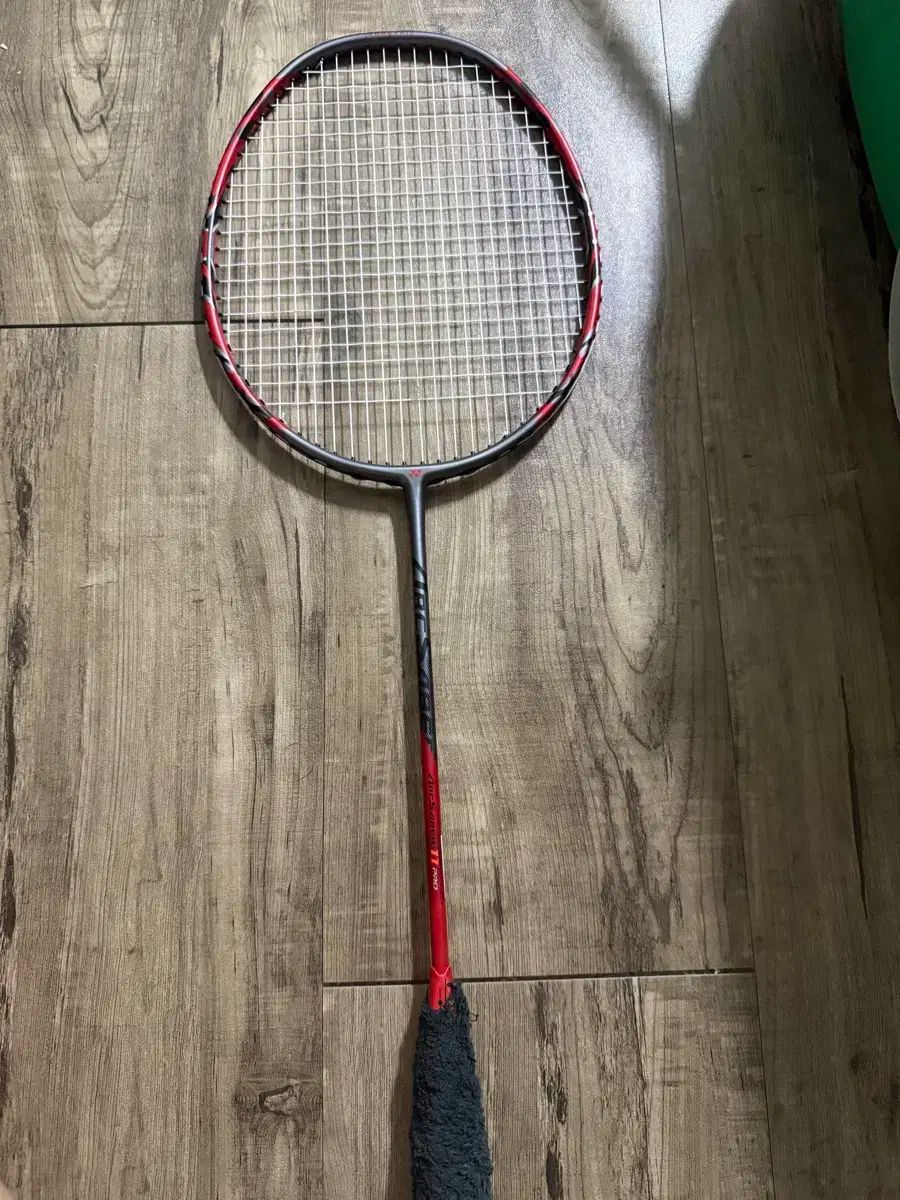 YONEX ヨネックス アークス セイバー 11pro