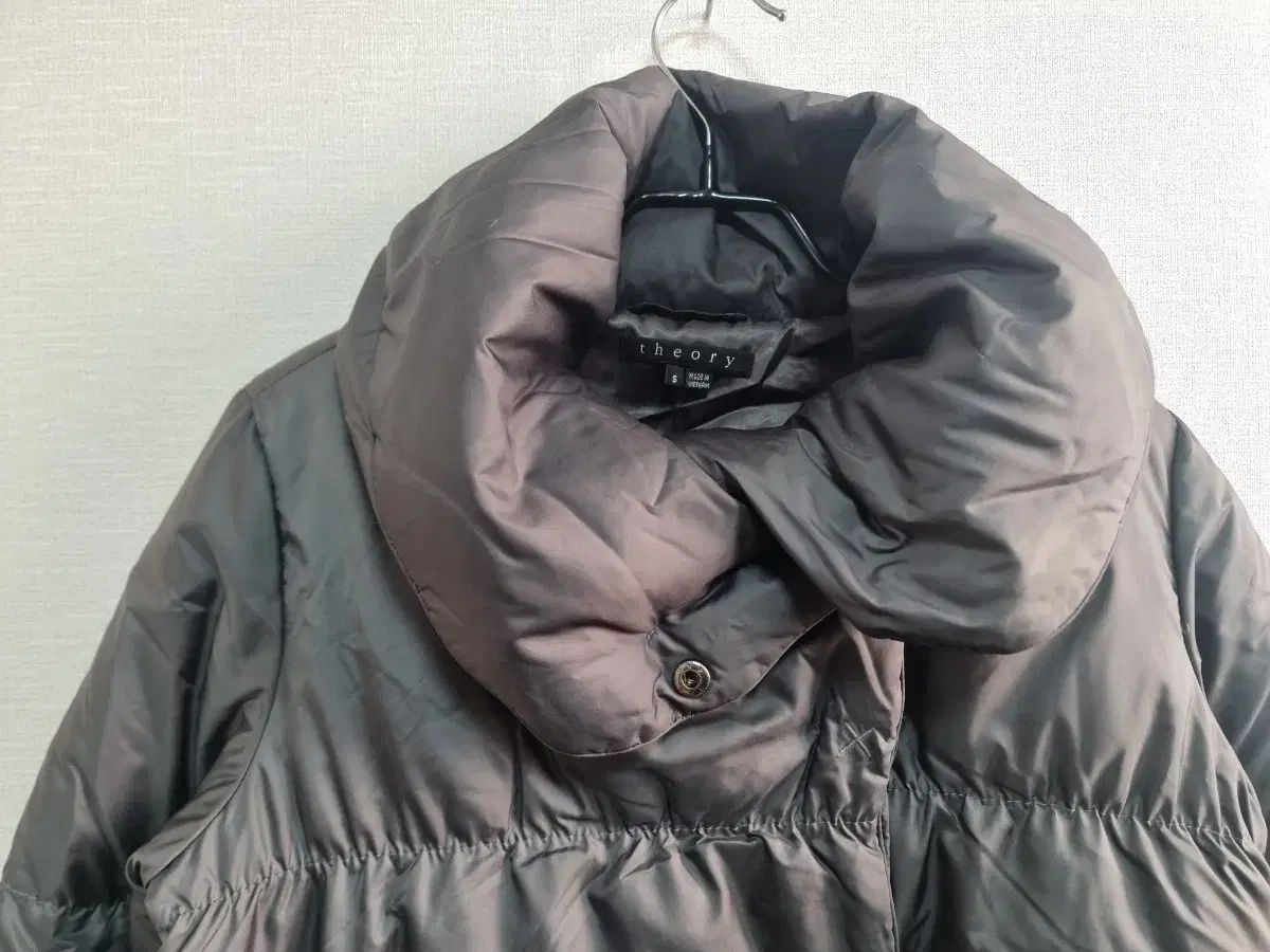 セオリー レディース ダウンジャケット ロング丈 グレー 55-66サイズ