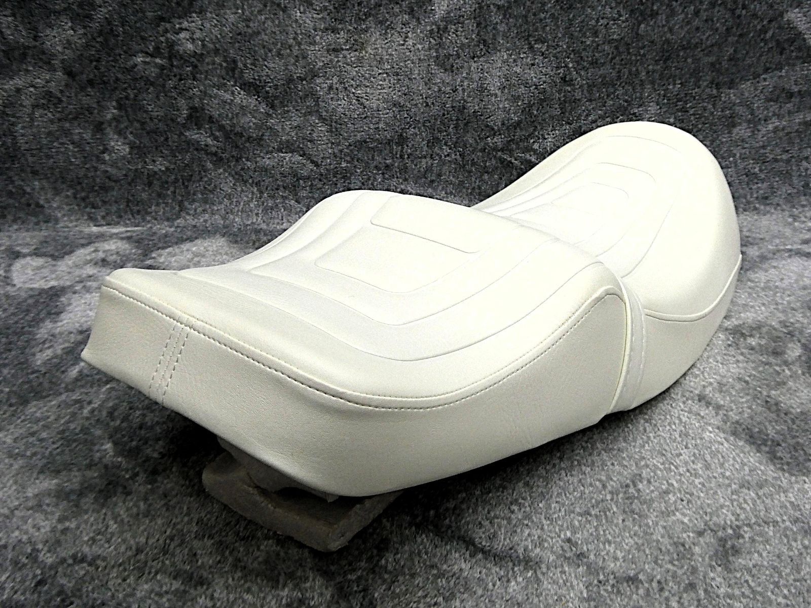 NC39 NC42 CB400SF 白CBX柄 カスタムシート/ホワイト 前期 後期 最終型