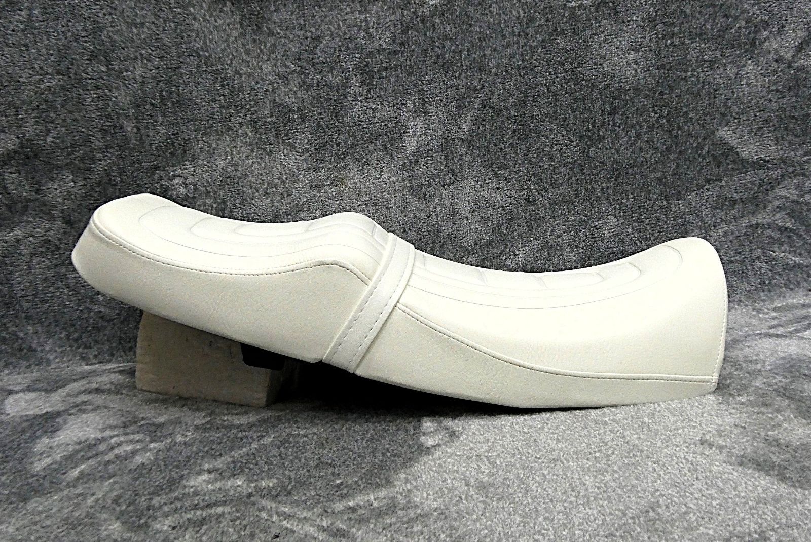 NC39 NC42 CB400SF 白CBX柄 カスタムシート/ホワイト 前期 後期 最終型