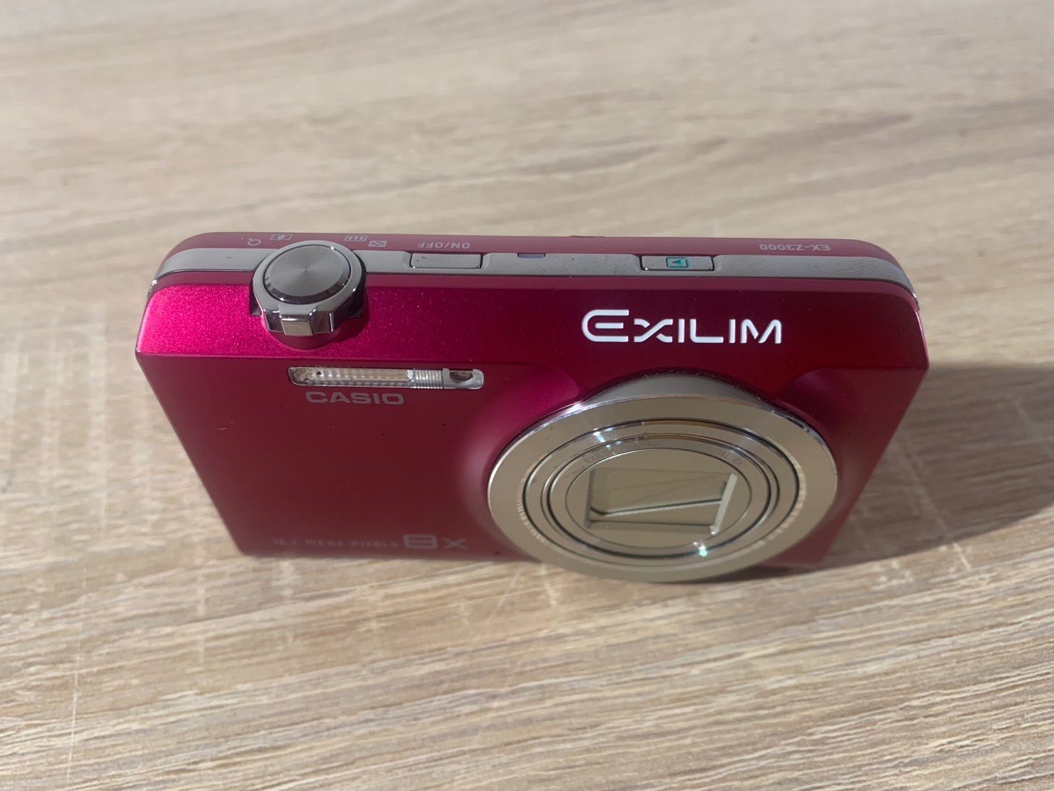 6469 Casio EXILIM EX-Z3000 レッド デジカメ - メルカリ