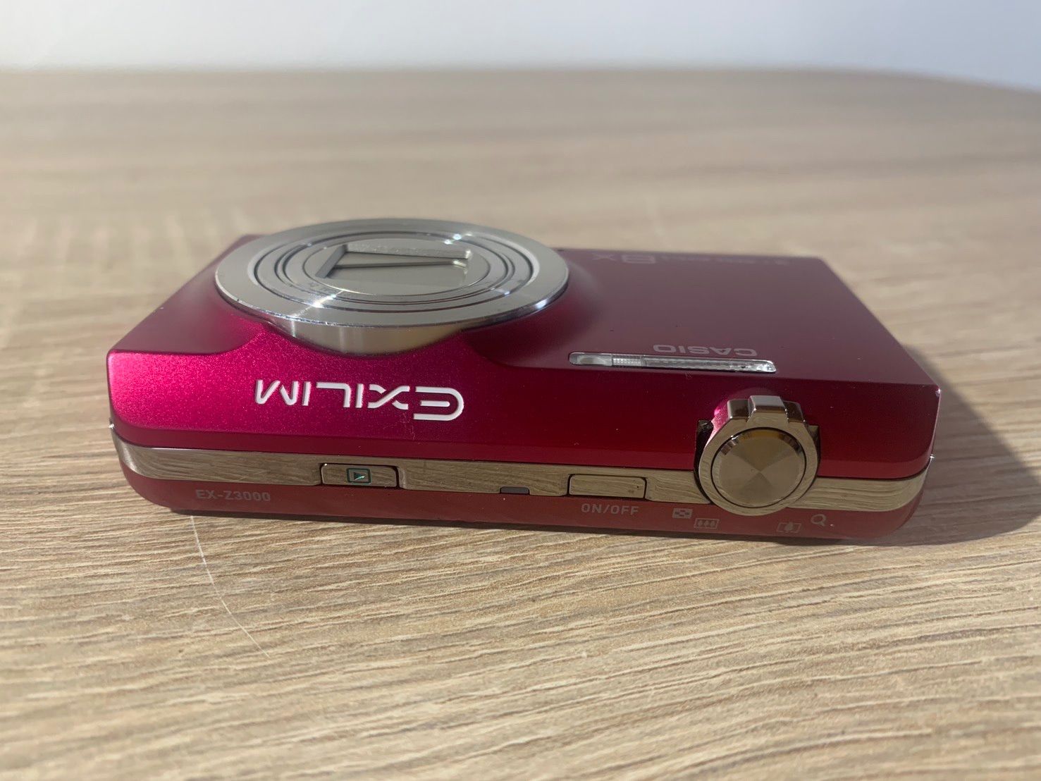 6469 Casio EXILIM EX-Z3000 レッド デジカメ - メルカリ