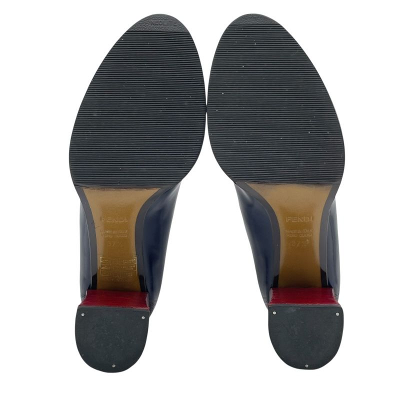 バイ ヒールローファー