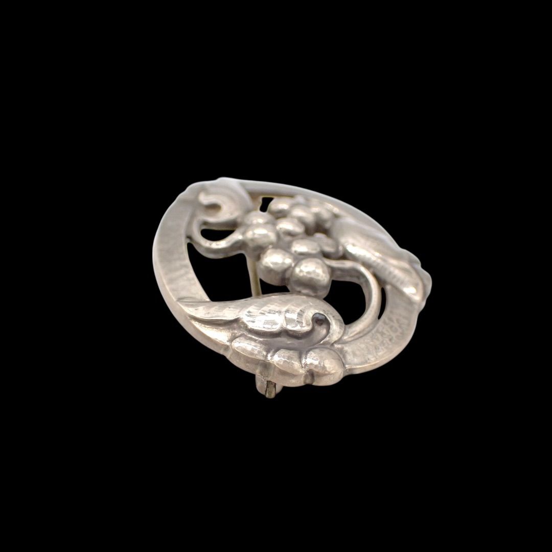 ジョージジェンセン 葡萄 ブローチ 101 925 オーバル シルバー 4263