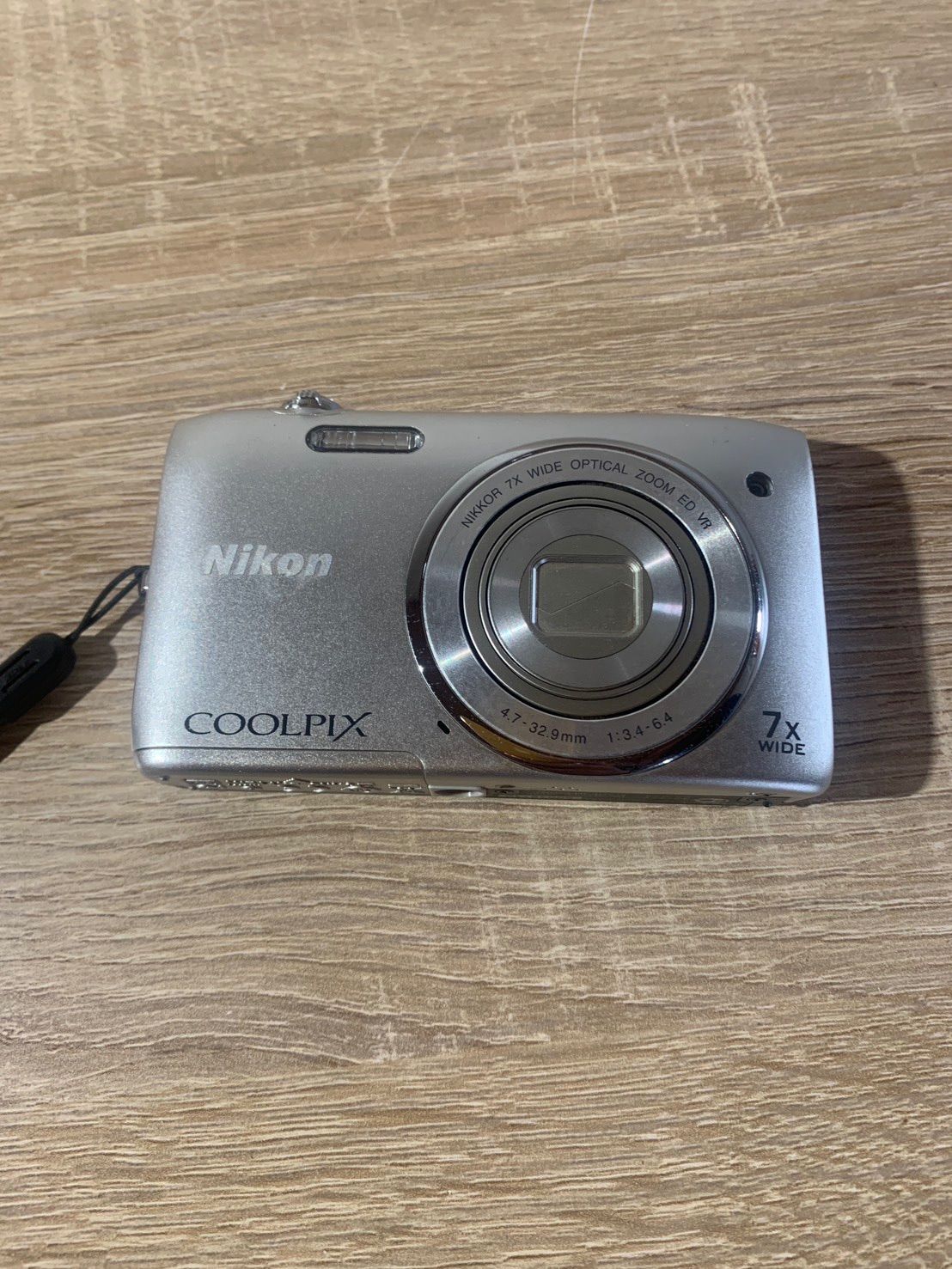 6470 Nikon COOLPIX S3500 シルバー デジカメ - メルカリ