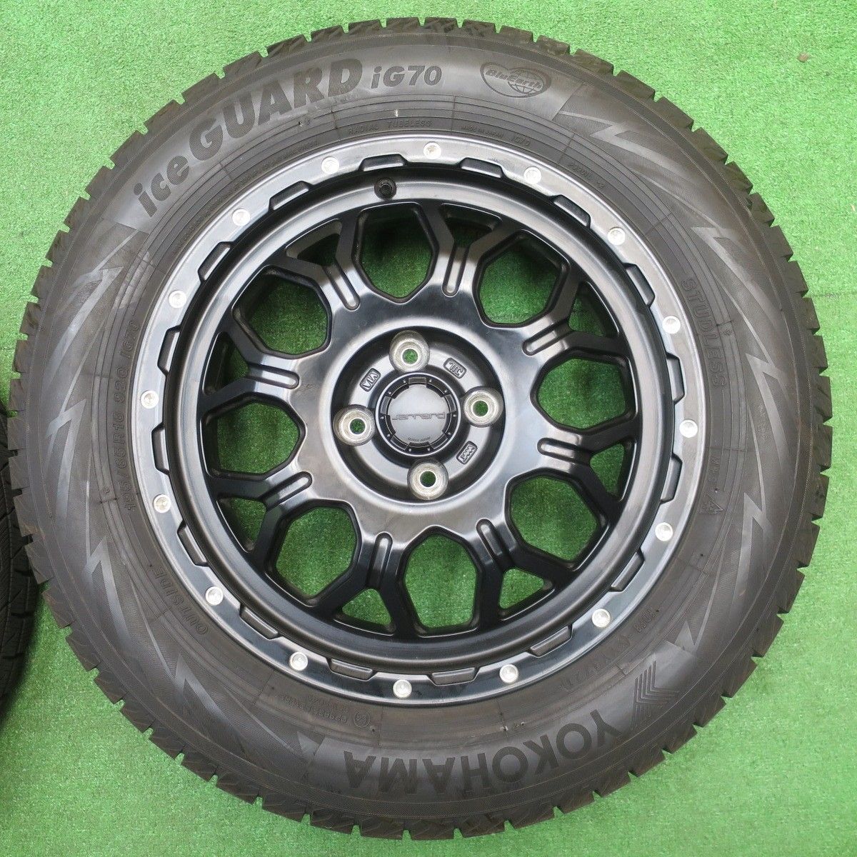 バリ溝 21年 キレイ 9分 スタッドレス 195 65 R 16 ヨコハマ アイスガード iG 70 HI BLOCK JERRARD ハイブロック ジェラード 16インチ PCD 100 4 H ス