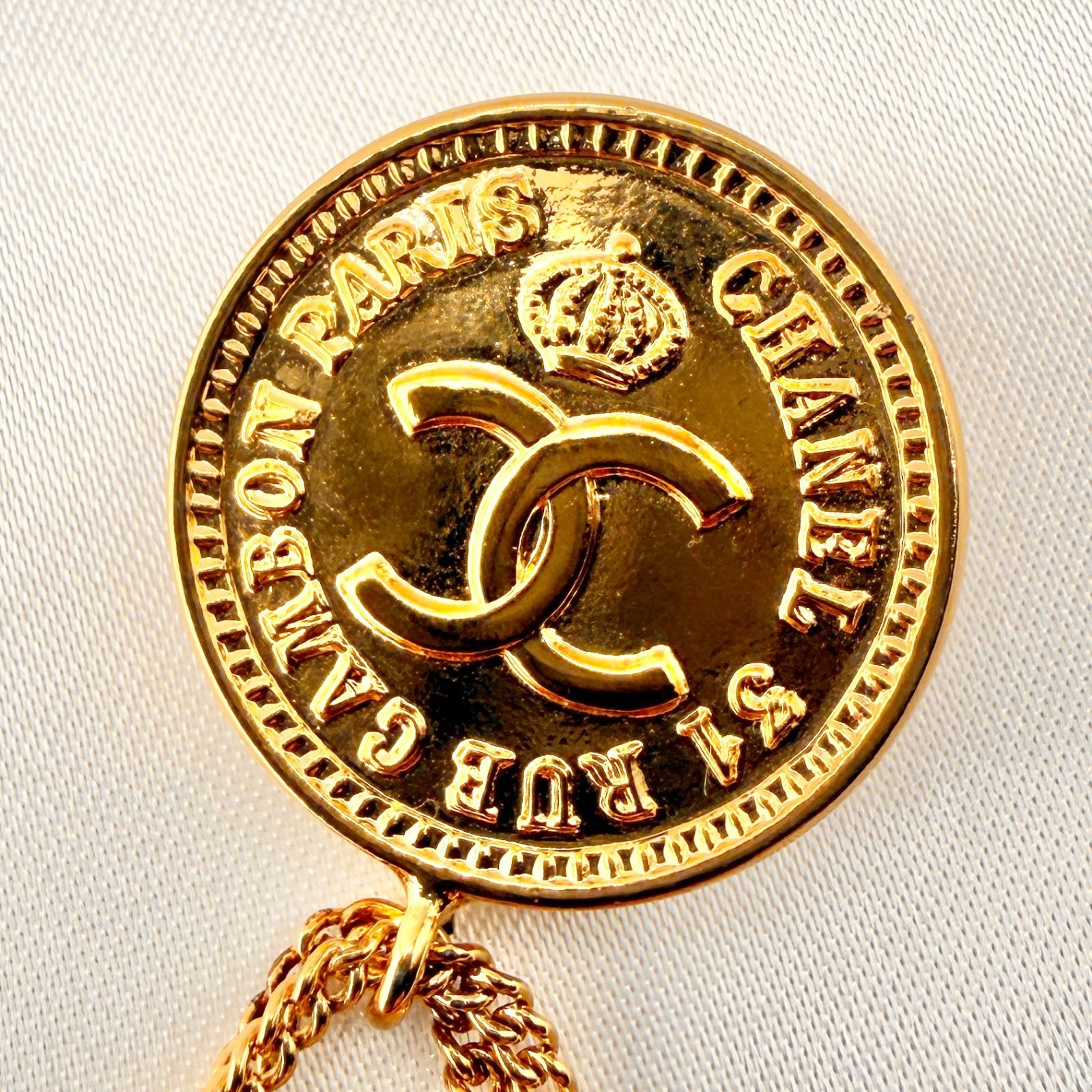 シャネル ブローチ バッグモチーフ マトラッセ ココマーク メダル