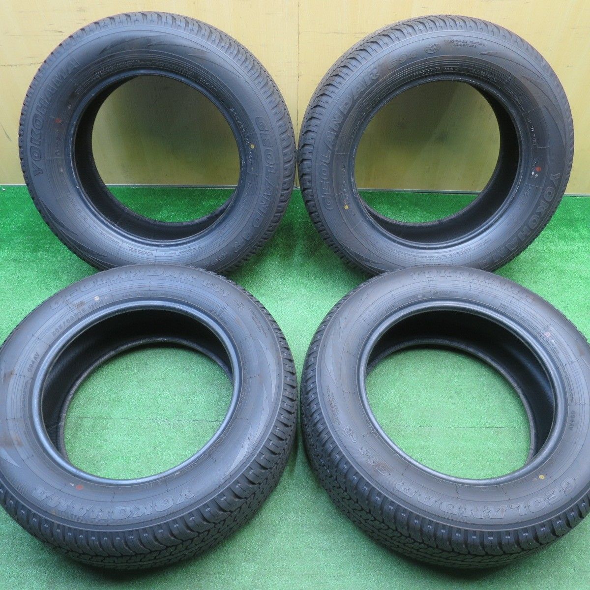新車外し 25年 265 60 R 18 ヨコハマ ジオランダー G 94 タイヤ 18インチ プラド ハイラックス サーフ トライトン パジェロ 等 ノタ