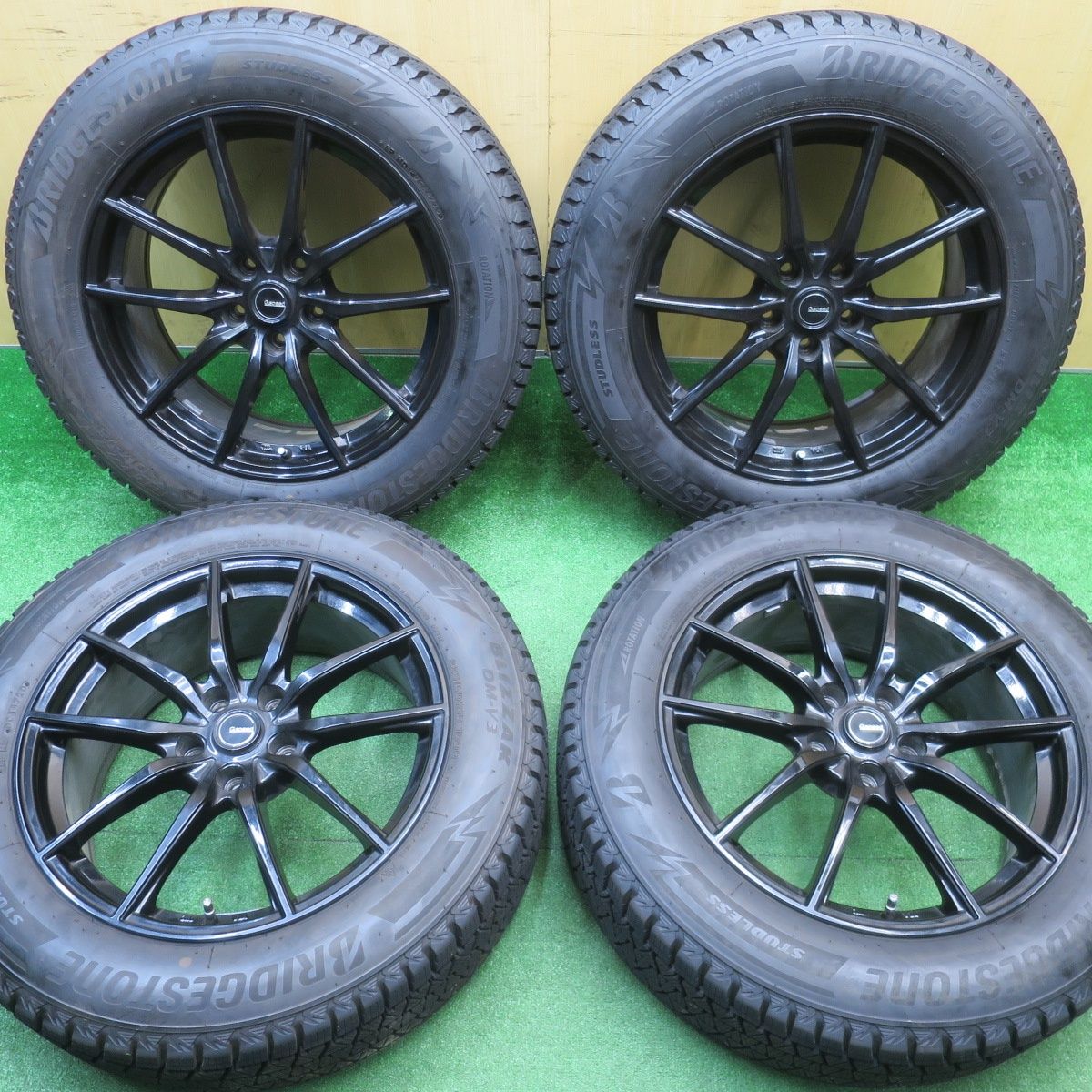 バリ溝 キレイ 9 5分 G Speed スタッドレス 225 60 R 18 ブリヂストン ブリザック DM V 3 Gスピード 18インチ PCD 114 5 H ス