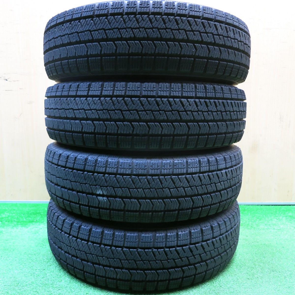  バリ溝 9 5分以上 スタッドレス 155 70 R 13 ブリヂストン ブリザック VRX 2 JOKER ジョーカー 13インチ PCD 100 4 H ス 13インチ タイヤ ホイールセット