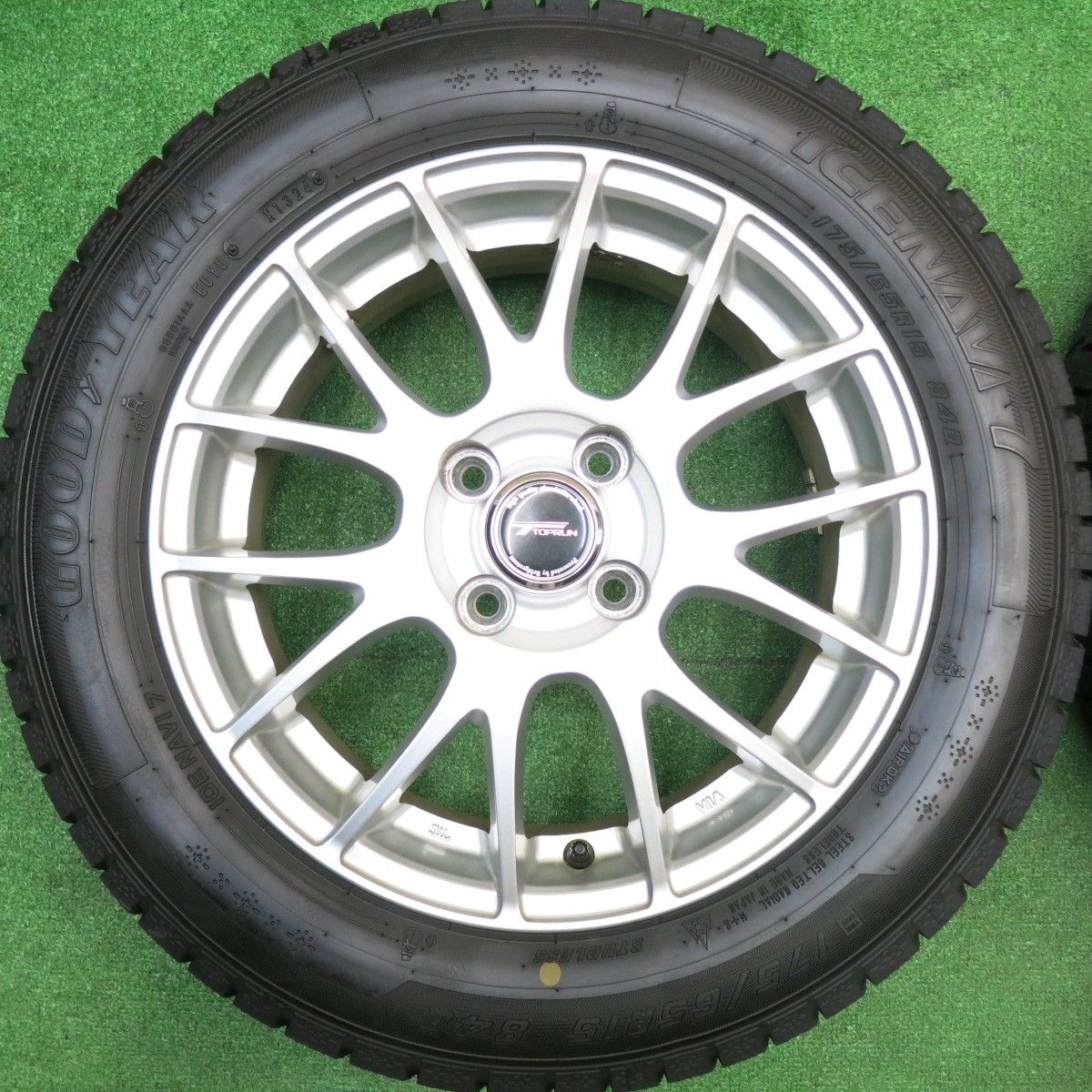  超バリ溝 24年 キレイ ほぼ10分 スタッドレス 175 65 R 15 グッドイヤー アイスナビ7 TOPRUN トップラン 15インチ PCD 100 4 H ス 15インチ タイヤ ホイールセット