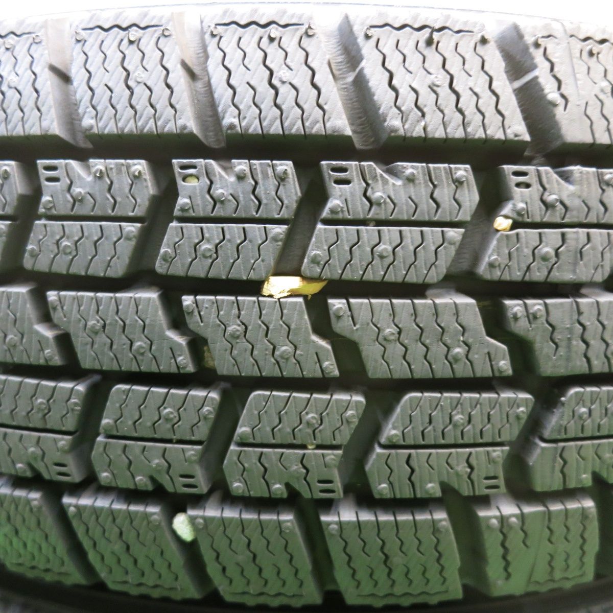  24年 キレイ スタッドレス 155 65 R 14 グッドイヤー アイスナビ7 ravrion RS 01 ラブリオン 14インチ PCD 100 4 H ス 14インチ タイヤ ホイールセット