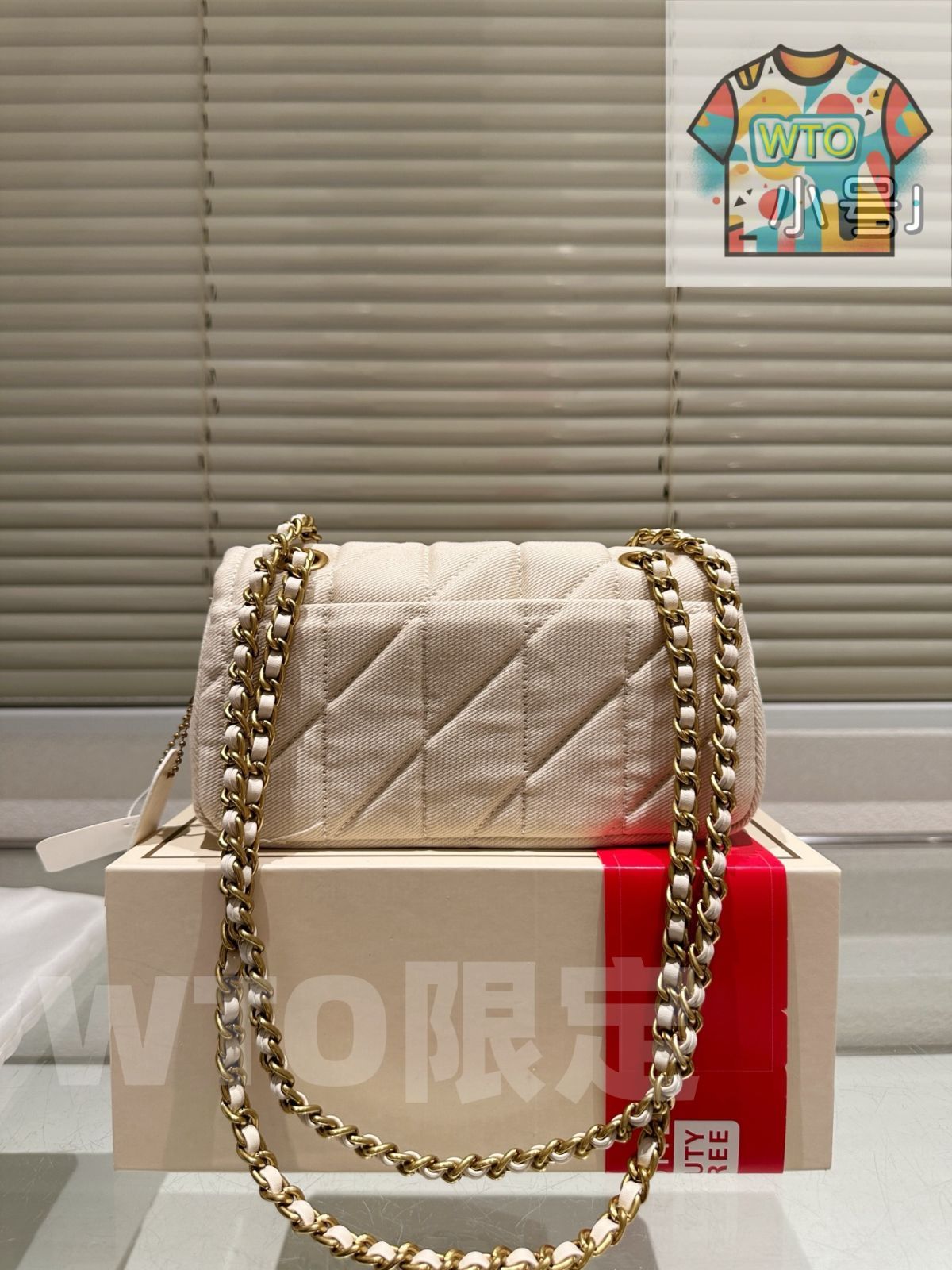 今日 COACH コーチ オタビー 全黒デザイン