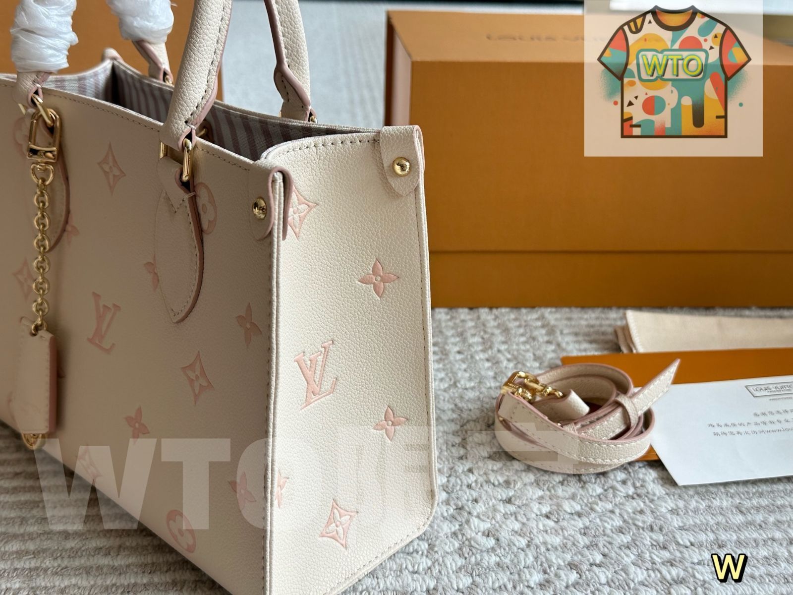  今日 Louis Vuitton ルイ ヴィトン オンザゴー トートバッグ 薄いミルクストロベリー ボックス付き ハンドバッグ バッグ