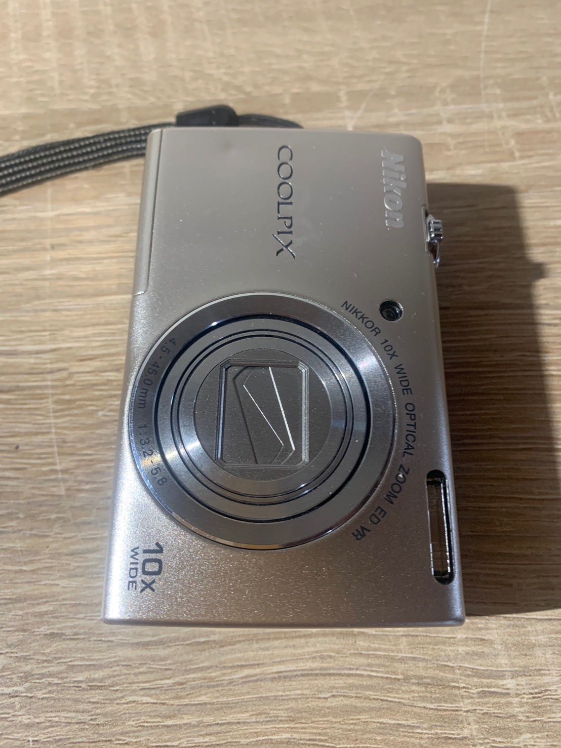 6472 Nikon COOLPIX S6200 シルバー デジカメ