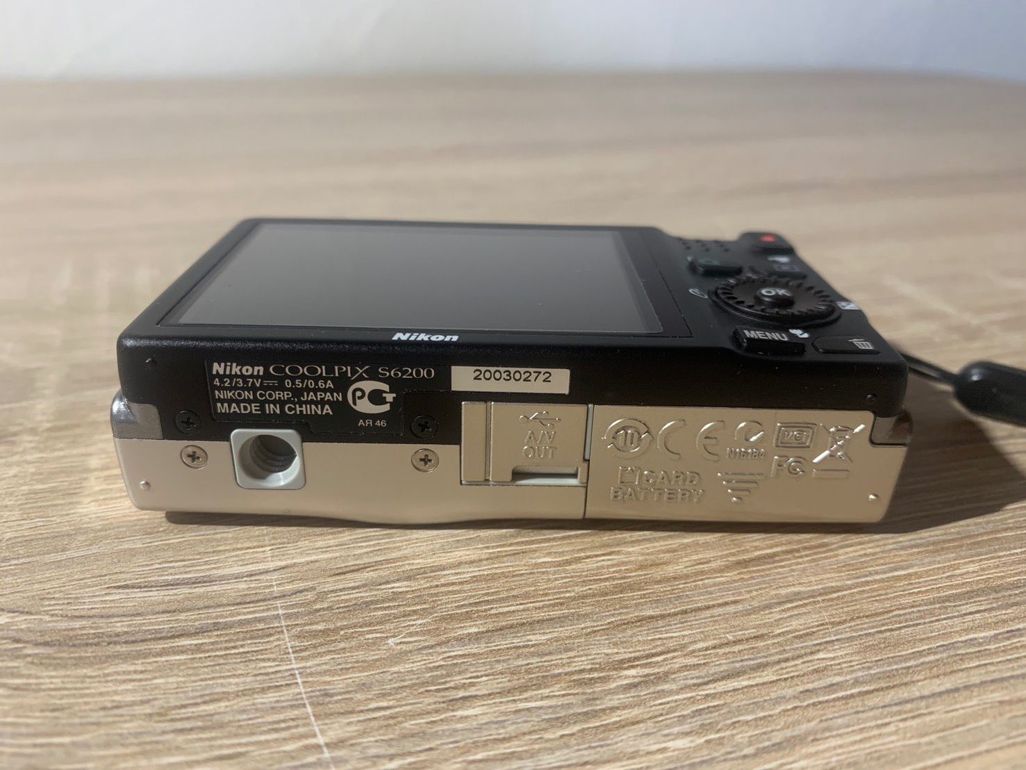 6472 Nikon COOLPIX S6200 シルバー デジカメ - メルカリ