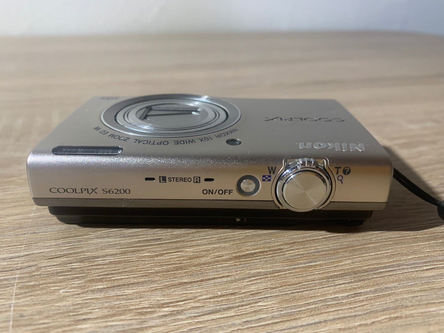 6472 Nikon COOLPIX S6200 シルバー デジカメ - メルカリ