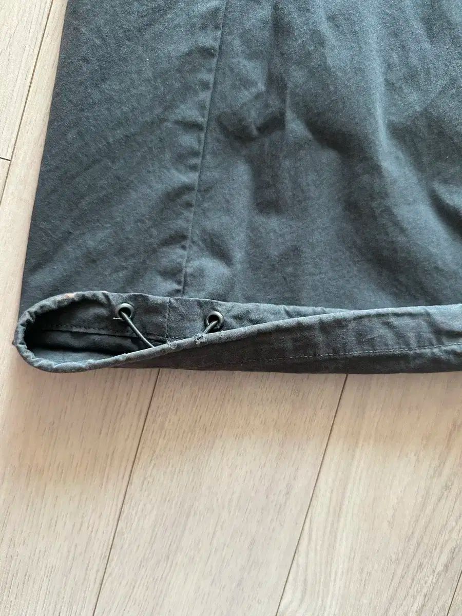  ISSEY MIYAKE イッセイミヤケ カーブ ピンタック パンツ チャコール チノパン パンツ