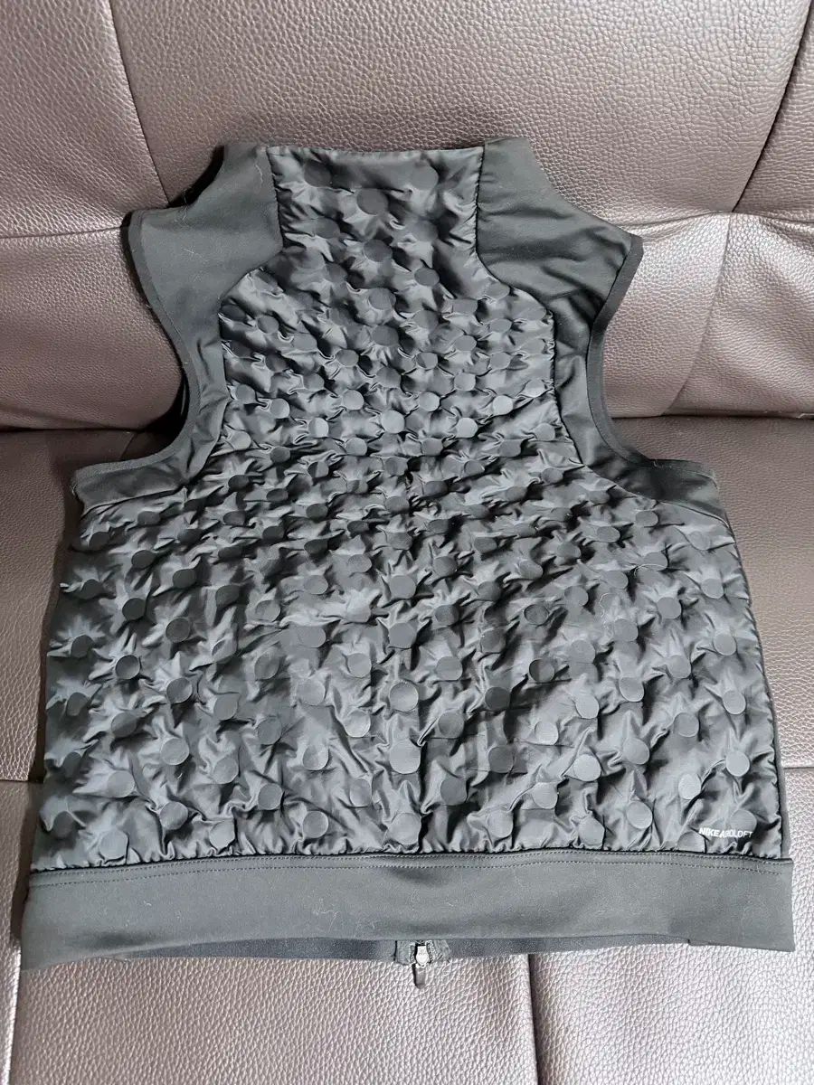 ナイキ エアロロフト グース 軽量 ダウンベスト ランニングベスト L