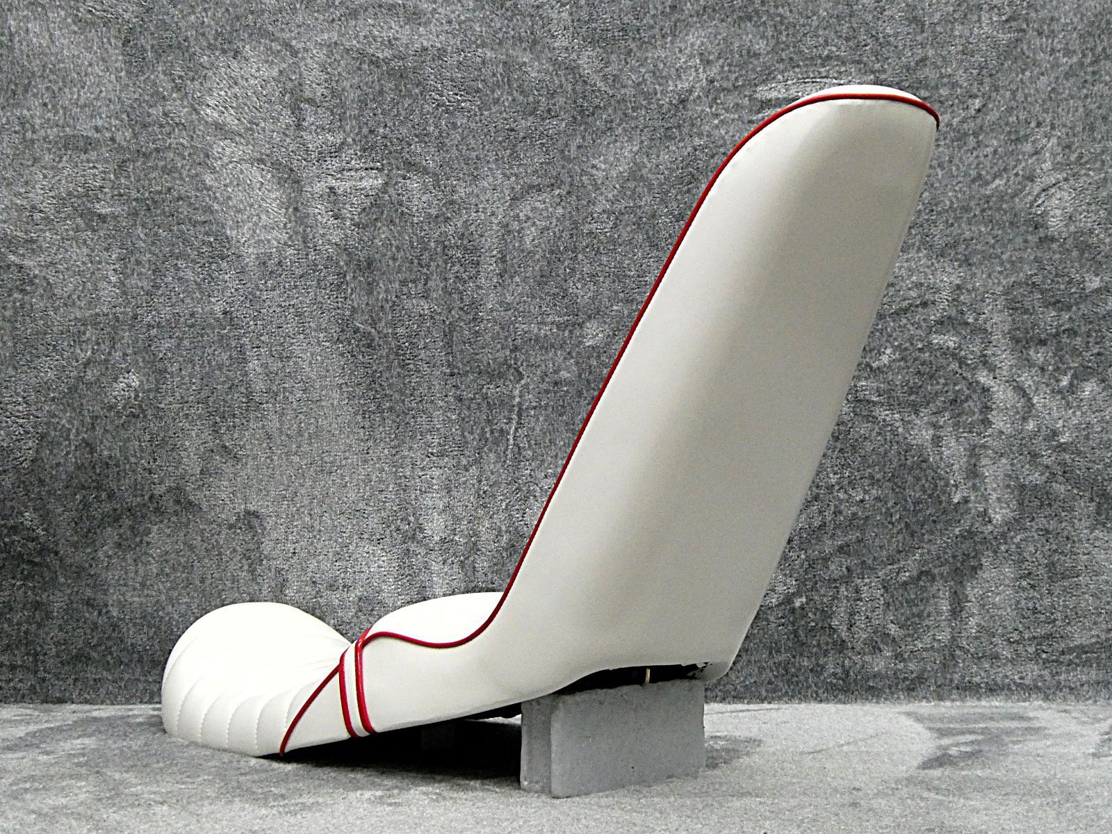 NC39 NC42 CB400SF 白赤エナ 三段シート/ホワイト 前期 後期 最終型3段